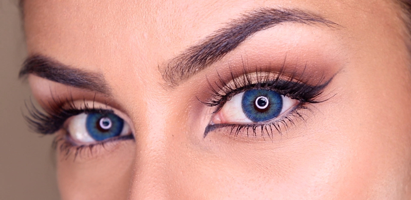 lentilles de contact bleues yeux marron 